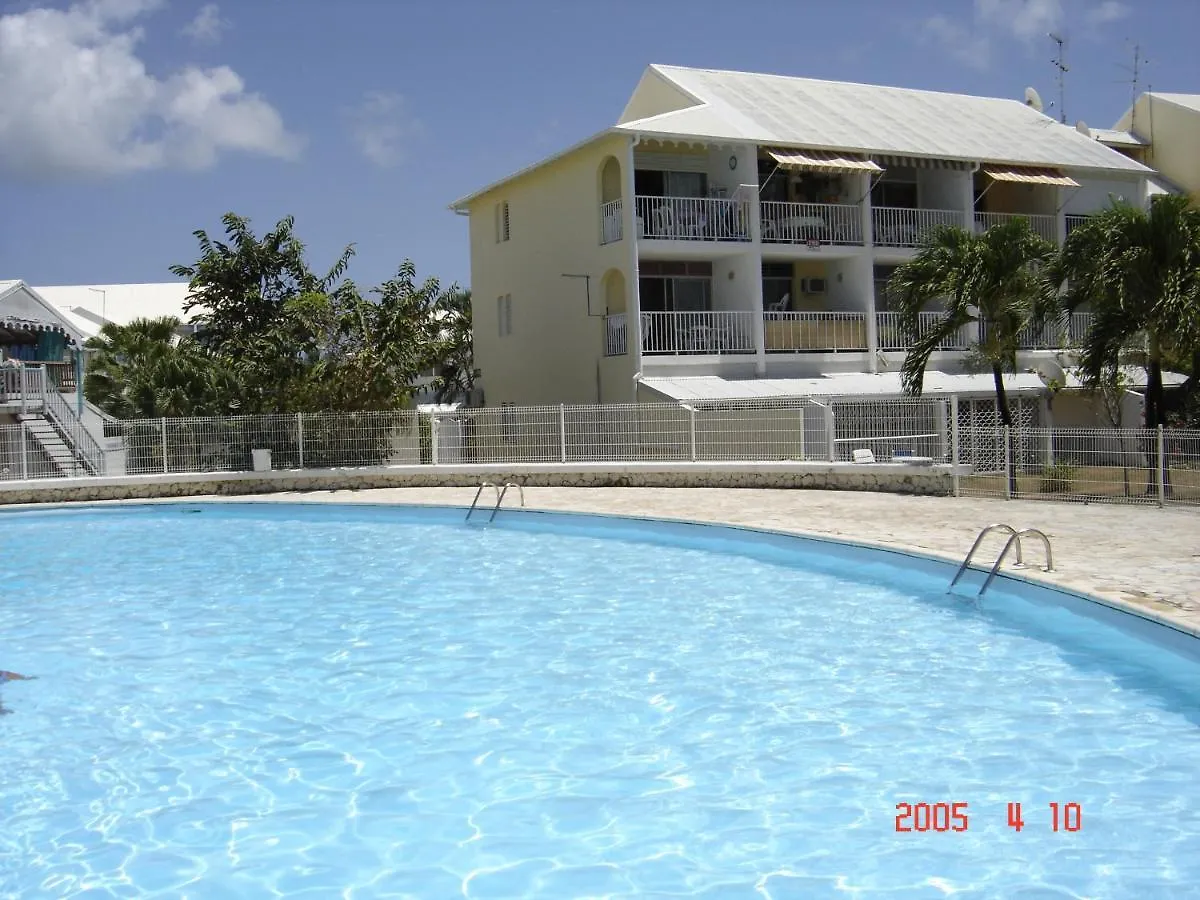 T 2 Climatise Tous Commerces, Mer Et Plage A Pied Saint-Francois  0*, Saint-Francois (Grande-Terre) Guadeloupe