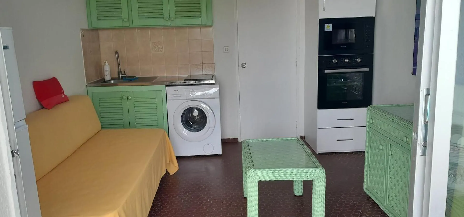 T 2 Climatise Tous Commerces, Mer Et Plage A Pied Saint-Francois  0*, Saint-Francois (Grande-Terre)